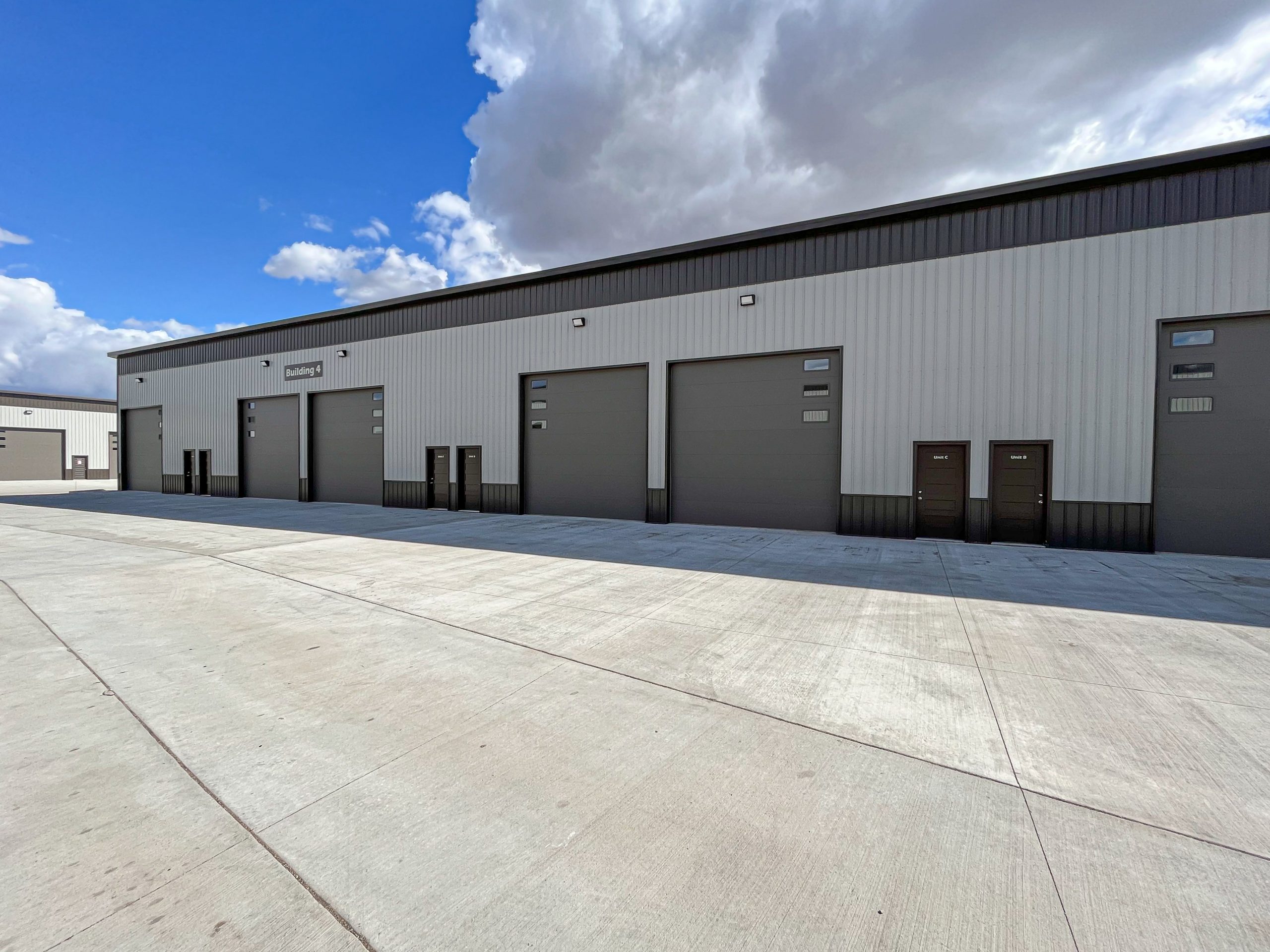 Shop condo at 2214 Lockheed Drive 5E in Bismarck, ND – leased by commercial REALTOR Terry Stevahn